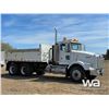 Image 2 : 2000 KENWORTH T800B T/A DUMP TRUCK
