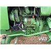 Image 15 : JOHN DEERE 650 MFWD UTILITY TRACTOR