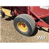 Image 18 : NEW HOLLAND 853 ROUND BALER