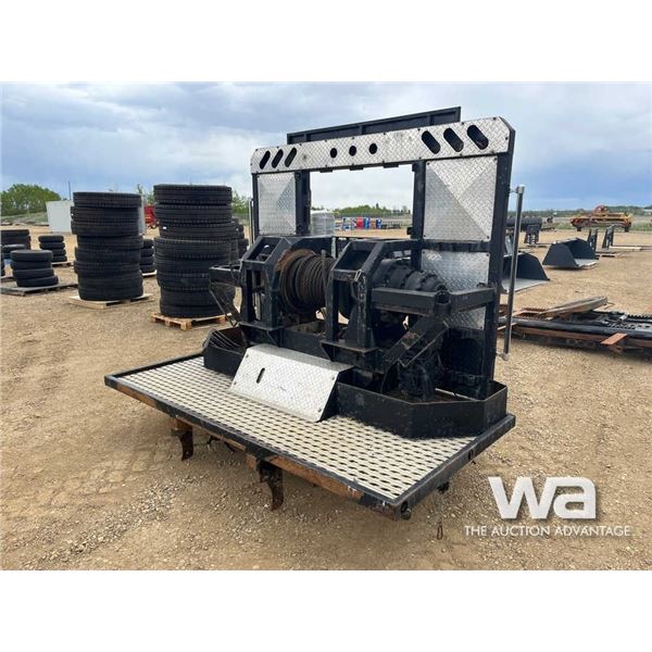 WINCH TRUCK HEADACHE RACK