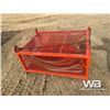 Image 1 : ORANGE PICKER CAGE