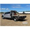 Image 4 : 2017 FORD F-350 CREW CAB FLATBED TRUCK