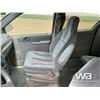 Image 7 : 2002 DODGE CARAVAN MINIVAN