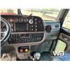 Image 8 : 2015 PETERBILT 367 T/A TRI DRIVE NATIONAL 45T BOOM