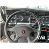 Image 10 : 2019 KENWORTH T800 TRI DRIVE SLEEPER WINCH TRACTOR