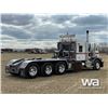Image 3 : 2018 KENWORTH T800 TRI DRIVE SLEEPER WINCH TRACTOR