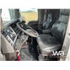 Image 6 : 2018 KENWORTH T800 TRI DRIVE SLEEPER WINCH TRACTOR