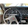 Image 10 : 2018 KENWORTH T800 T/A SLEEPER WINCH TRACTOR