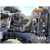 Image 16 : 2018 KENWORTH T800 T/A SLEEPER WINCH TRACTOR