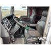 Image 6 : 2015 KENWORTH T800 T/A SLEEPER WINCH TRACTOR