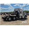 Image 3 : 2015 KENWORTH T800 T/A SLEEPER WINCH TRACTOR