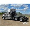 Image 4 : 2015 KENWORTH T800 T/A SLEEPER WINCH TRACTOR