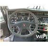 Image 10 : 2013 KENWORTH T800 T/A SLEEPER WINCH TRACTOR