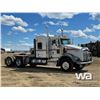 Image 2 : 2013 KENWORTH T800 T/A SLEEPER WINCH TRACTOR