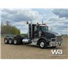 Image 2 : 2016 KENWORTH T800 TRI-DRIVE TRUCK TRACTOR