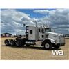 Image 2 : 2016 KENWORTH T800 TRI-DRIVE SLEEPER TRUCK TRACTOR