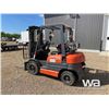Image 4 : 1999 TOYOTA PNEUMATIC 42-6F5U25 FORKLIFT