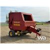 Image 3 : 2001 NEW HOLLAND 688 ROUND BALER