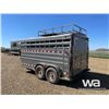 Image 4 : 1992 TITAN 5TH WHEEL TANDEM HORSE TRAILER