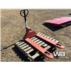 Image 2 : 4500 LB. PALLET JACK
