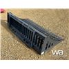 Image 3 : (UNUSED) 72" SKID STEER ROCK BUCKET