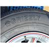 Image 5 : (UNUSED) (4) GRIZZLY 225/75R15 TIRES & RIMS