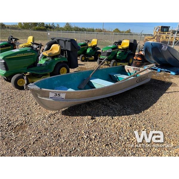 ALUMINUM BOAT with OARS
