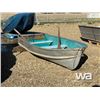 Image 2 : ALUMINUM BOAT with OARS
