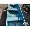 Image 5 : ALUMINUM BOAT with OARS