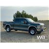 Image 2 : 2010 FORD F-350 LARIAT SUPER DUTY CREW CAB PICKUP