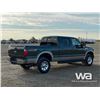 Image 3 : 2010 FORD F-350 LARIAT SUPER DUTY CREW CAB PICKUP