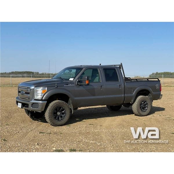 2011 FORD F350 XLT CREW CAB PICKUP