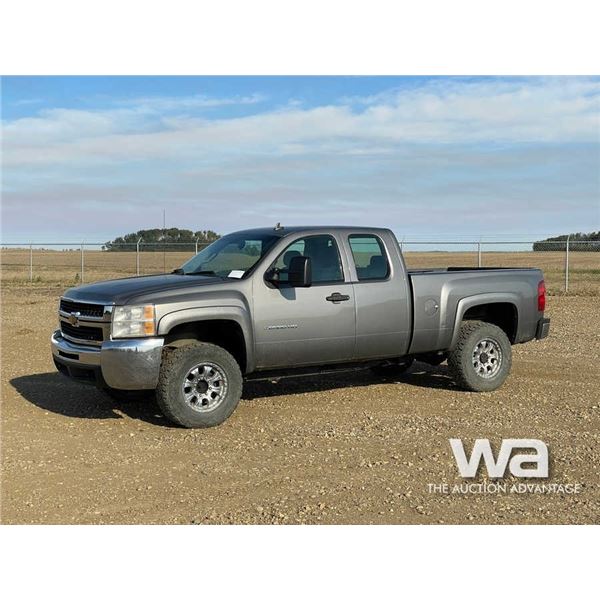 2007 CHEVROLET SILVERADO 2500 E-CAB PICKUP