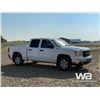 Image 2 : 2009 GMC SIERRA HYBRID CREW CAB PICKUP