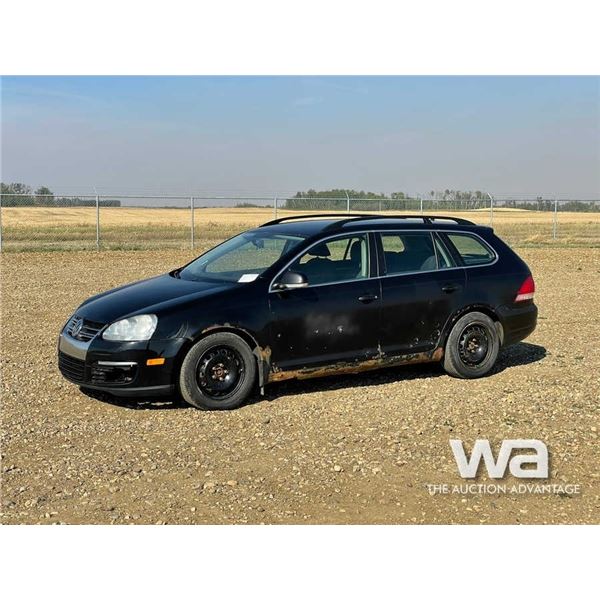 2009 VOLKSWAGON JETTA 4 DOOR CAR