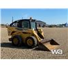 Image 2 : 2005 JOHN DEERE 332 SKID STEER LOADER