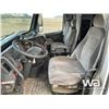 Image 6 : 2002 VOLVO VN610 T/A SLEEPER TRUCK TRACTOR