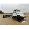 Image 2 : 1998 INTERNATIONAL 4700 S/A CAB & CHASSIS