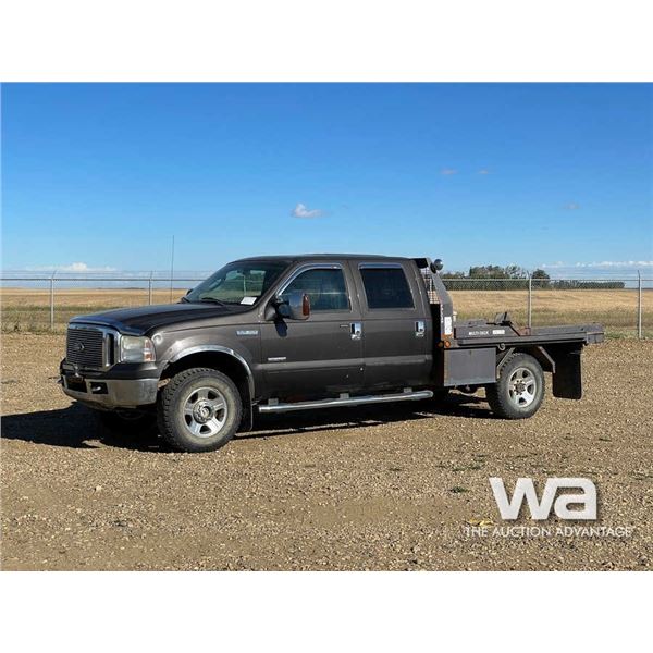 2006 FORD F350 LARIAT CREW CAB HYDRO DECK PICKUP
