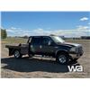 Image 2 : 2006 FORD F350 LARIAT CREW CAB HYDRO DECK PICKUP