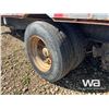 Image 9 : 1994 TRAILKING HYD. TILT DECK T/A FLATDECK TRAILER