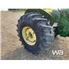 Image 14 : JOHN DEERE 4010 2WD TRACTOR