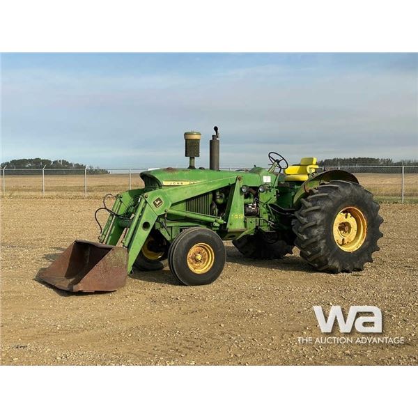 JOHN DEERE 4010 2WD TRACTOR