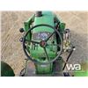 Image 7 : JOHN DEERE 4010 2WD TRACTOR
