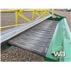 Image 12 : JOHN DEERE 580 25 FT. PULL TYPE SWATHER