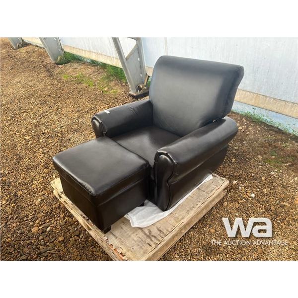 (UNUSED) CHAIR WITH OTTOMAN