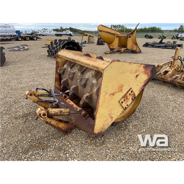 MOTOR GRADER SHEEP FOOT PACKER