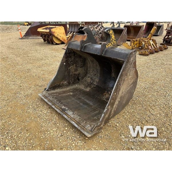 CATERPILLAR 60 IN. CLEANOUT BUCKET