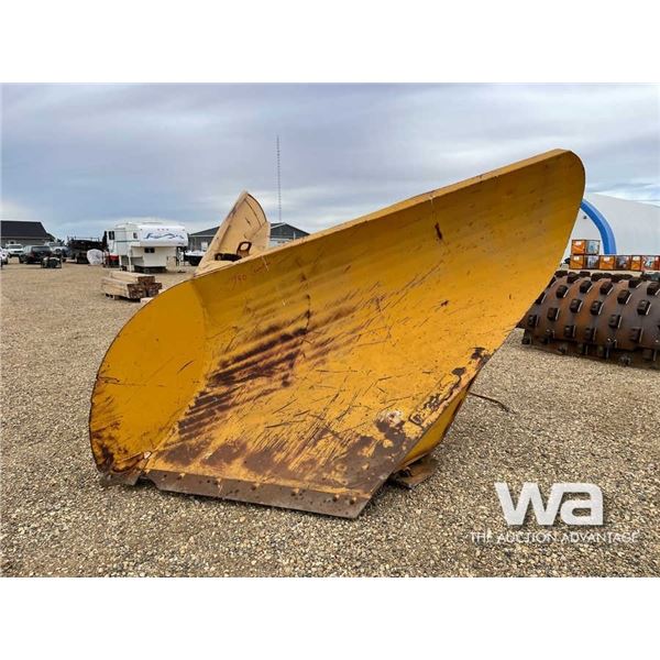 CHAMPION 740 V-SNOW BLADE