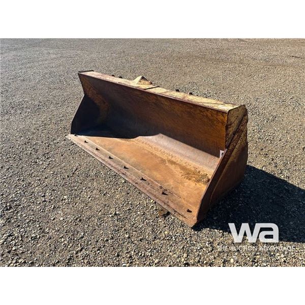 JOHN DEERE 8 FT. FEL BUCKET